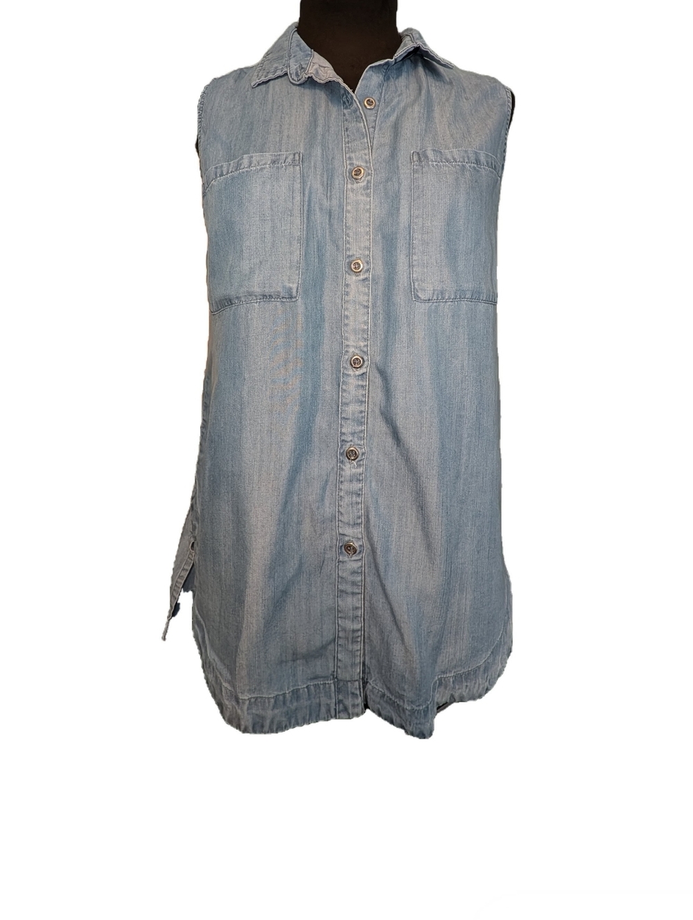 Billy T Chambray Sleeveless Button Down Shirt, Size Medium, Denim Blue